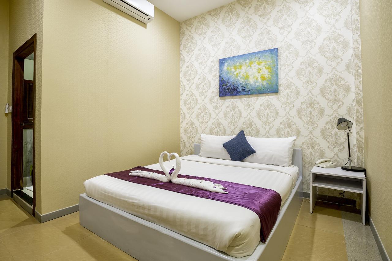 White Residence Hotel & Apartment Phnom Penh Exterior foto
